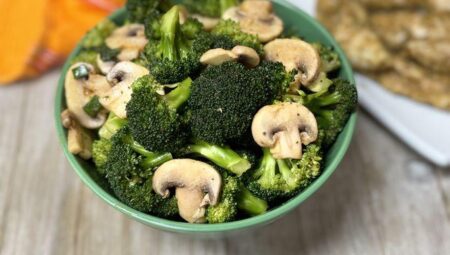 Broccoli and Mushroom Salad