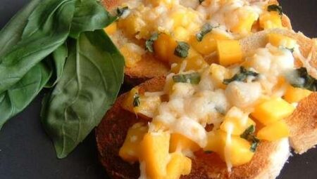 Mango Bruschetta