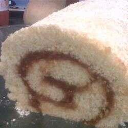 Brazo Gitano de Guayaba (Jelly Roll with Guava)