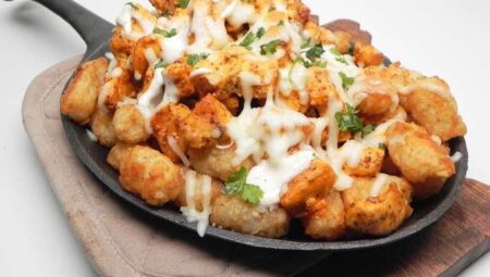 Buffalo Chicken Totchos