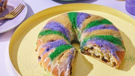 Mardi Gras King Cake